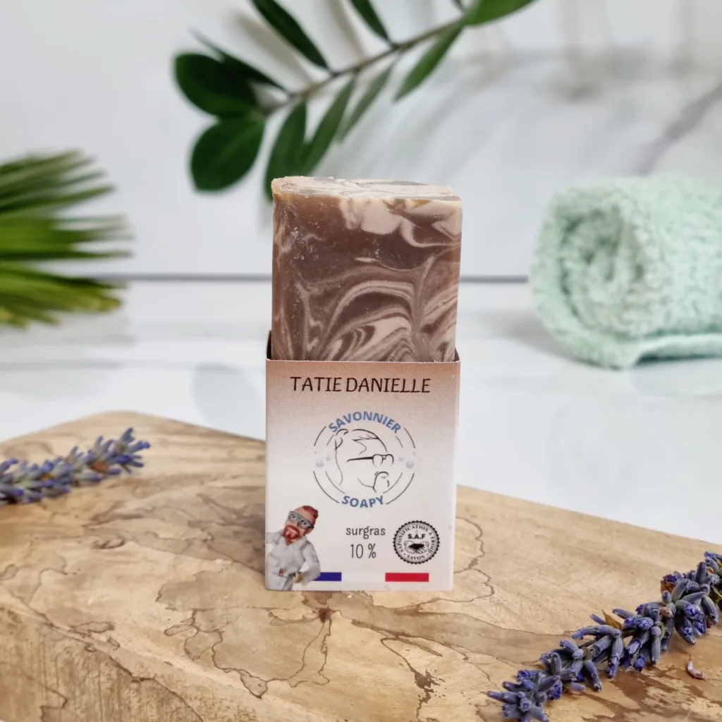 Savon artisanal pour peau sèche après la douche – Tatie Danielle